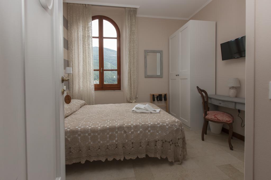 Ca Leon Hotel La Spezia Bagian luar foto